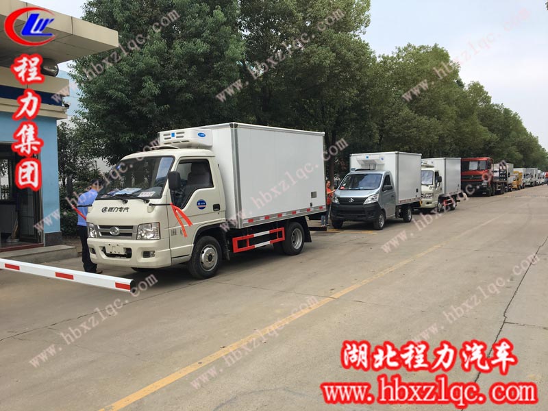 2019/10/08 西昌涼山高總在湖北程力集團訂購了三臺藍牌冷藏車，單號80107/80109